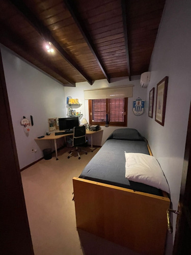 Imagen 4 de 13 de Vendo Casa En Punta Carretas, 4 Dormitorios, 3 Baños, Garaje X3