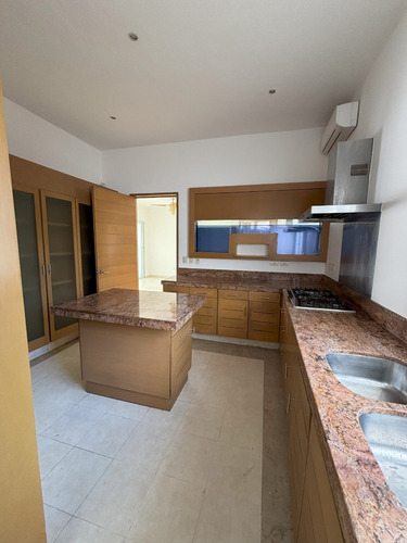 Casa Sm19 C/ 3 Recamaras, Alberca, Jardin, En Privada C/ Áreas Verde Y Seguridad