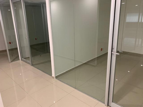 Anzures, Oficina 242m2 Completamente Acondicionad, 7 Amplios Privados, Sala De Juntas, Amplias Áreas Abiertas De Trabajo, 2 Estacionamientos, 2 Baños, Área De Cocina. Excelente Ubicación, Muy Cerca D