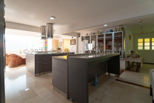 Apartamento En Venta En La Tahona Penthouse Ph Terraza Pozo De Agua Parrillera Vista Panoramica Angela Tochon Apartamentos Caracas