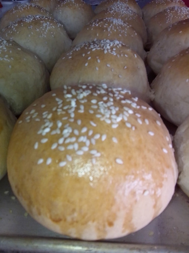 Imagen 3 de 3 de Pan De Hamburguesa