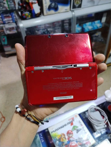 Nintendo 3ds Con Cargador Original Y Llena De Juegos