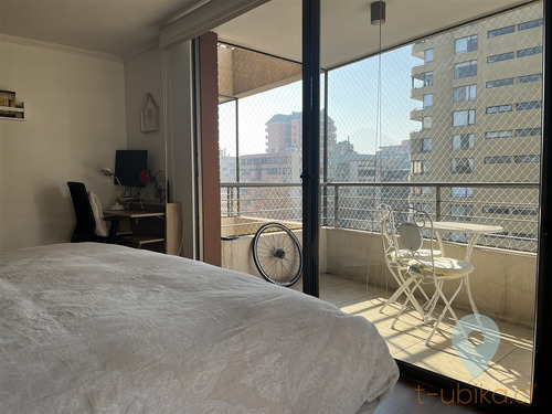 Venta Lindo Departamento 3d/3b, A Pasos Colón Con Vespucio