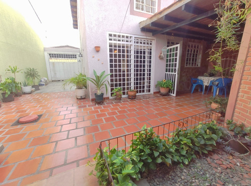 Imagen 10 de 30 de Venta De Casa 2 Pisos Urbanizacion Plaza Caribe Barquisimeto Lara 0424-5935697 Reinaldo Azcunes #23-19894 Rja