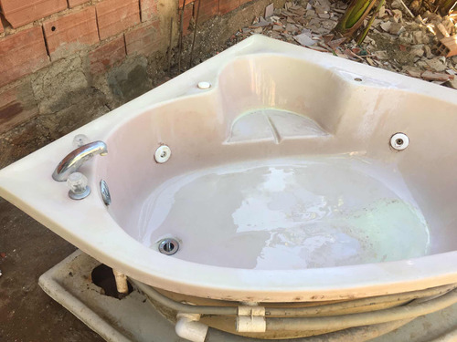 Jacuzzi De Fibra