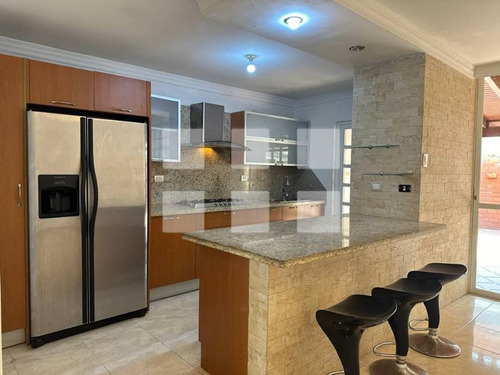 En Venta Acogedor Twonhouse En La Cuidad De Lecheria Estado Anzotegui