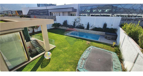 Linda Casa En Condominio Exclusivo Moderno Seguro