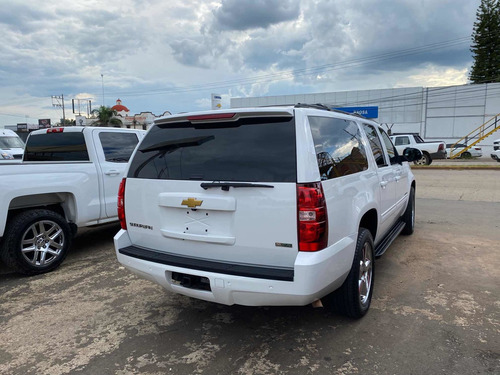 Imagen 7 de 15 de Chevrolet Suburban 2012 C Piel Aa Dvd At