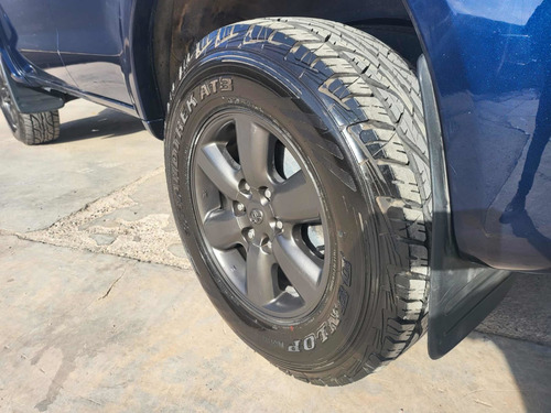 Imagen 3 de 7 de Toyota Sw4 2010 3.0 I Srv 4x4 (2009)