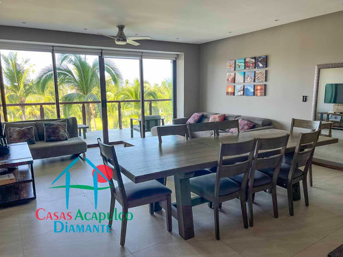 Cad La Isla Emerald I4. En Condominio De Playa. Con Terraza Y Vista A Las Áreas Comunes