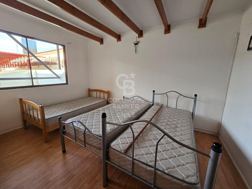 Casa Para Empresa Con Capacidad Para 20-25 Personas.