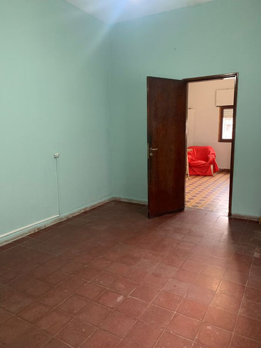 Vivienda Multifamiliar De 4 Dormitorios C/ Cochera En Ciudad Madero