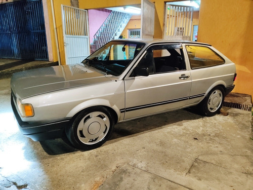 Imagem 3 de 10 de Volkswagen Gol Quadrado 1.8
