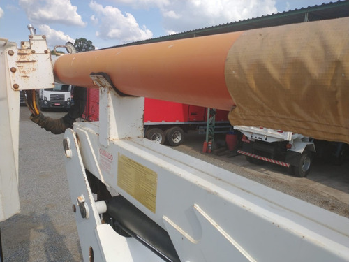Imagem 4 de 25 de Ford Cargo 816s - 2013 - 6x4 - Equipado Com Cesto Aéreo Guit