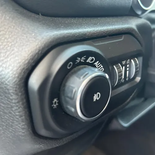 Jeep Wrangler JEEP SAHARA WRANGLER UNLIMITED
