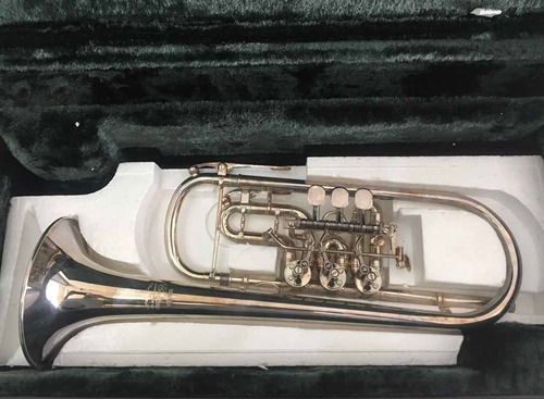 Trompeta Ytr-946gs Marca Yamaha Original Nueva (Usado)