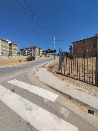 Arriendo Excelente Depto Remodelado 3d/1b/1e.