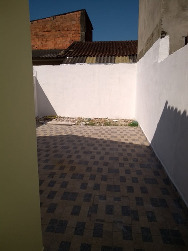 Imagem 11 de 13 de Casa Nova, 02 Dormitorios, 700 Metros Da Pista (2027)