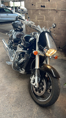 Boulevard M1800r 2016/17 Preta