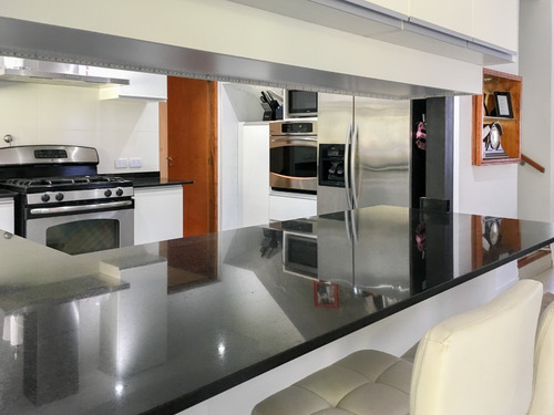Imagen 5 de 14 de Venta De Impecable Propiedad, En El Lauquen