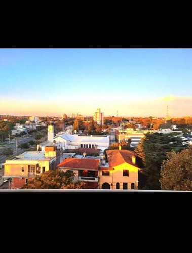 Excelente Apartamento En Zona Residencial