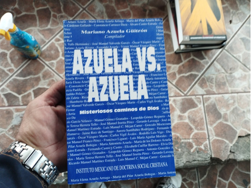 Azuela Vs. Azuela Mariano Azuela Guitrón Firmado