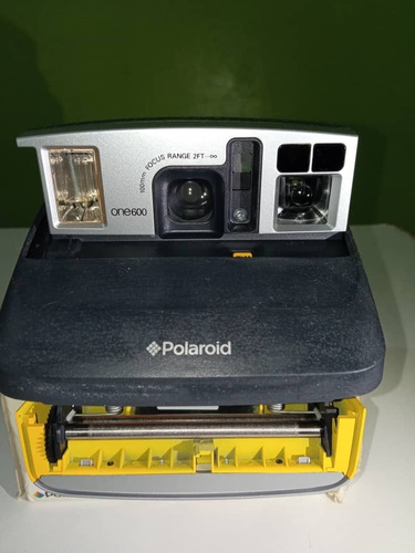 Imagen 3 de 6 de Cámara Instantánea Polaroid One600 Nueva Oferta