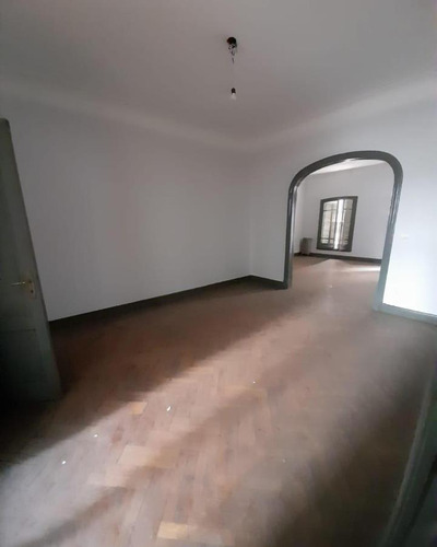 Venta - Departamento 4 Dormitorios 2 Baños - Calle Emilio Olmos