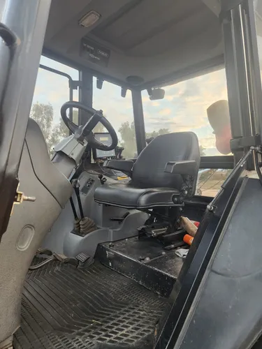 Tractor Valtra Bm 125i