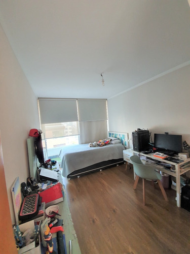 Imagen 12 de 20 de Arriendo Exclusivo Y Luminoso Penthouse A Pasos Jumbo Bilbao
