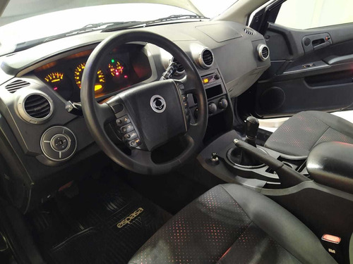 Imagen 8 de 17 de Ssangyong Actyon 2011 2.3 Equipamiento 2 150cv 4x2