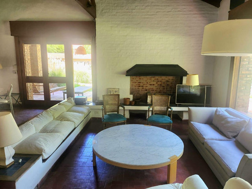 Casa En Alquiler 5 Ambientes En El Golf Club Argentino