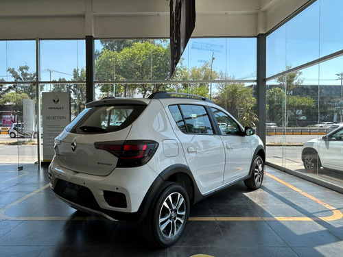 Renault Stepway 5p Intens L4/1.6 Aut