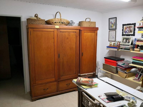Imagen 12 de 23 de Casa De Dos Dormitorios, Un Baño, Escritorio, Amplio Jardin