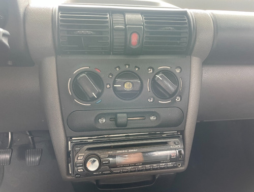 Imagem 8 de 12 de Chevrolet Classic Ls 1.0 Flex Basico 2014 Autos Rr
