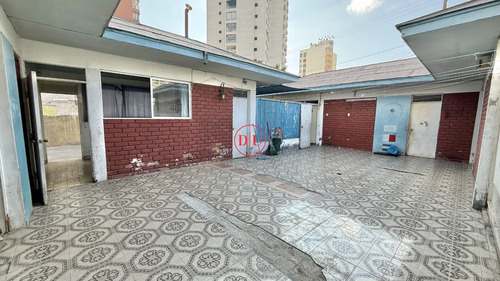 Arriendo Comercial Esquina | 441 M² | Playa Cavancha | Iqq