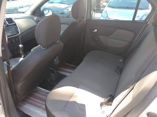 Renault Logan 1.0 Expression 16v Flex 4p Manual