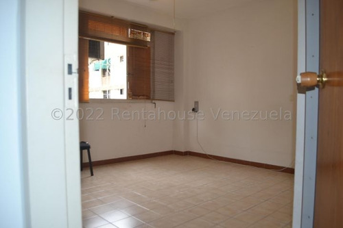 Imagen 14 de 16 de Acogedor Apartamento En Venta En Los Palos Grandes