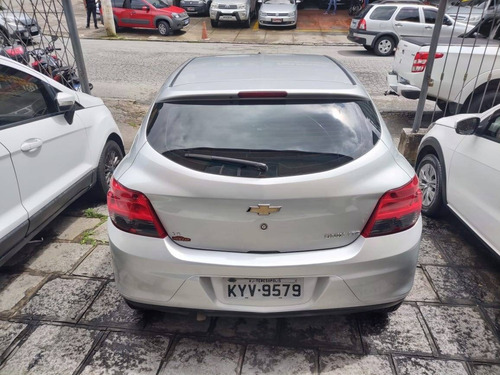 Imagem 5 de 15 de Chevrolet Onix 1.4 Mpfi Ltz 8v Flex 4p Manual
