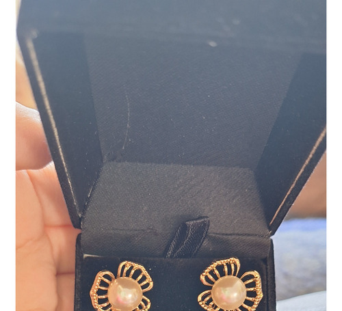 Juego Set Collar + Aretes Perlas Con Estuche Nuevo