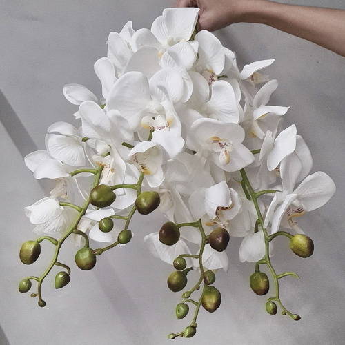 Orquídea Branca Aveludada 77 Cm Flor Artificial Para Arranjo