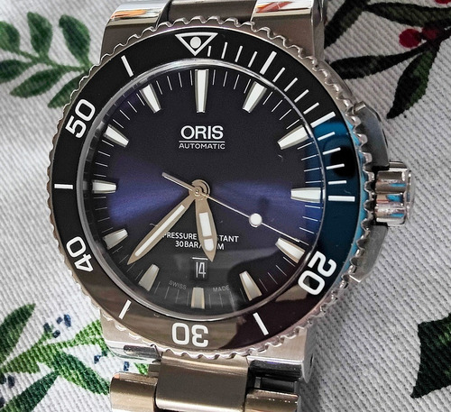 Reloj Oris Aquis Azul Profundo 43.5mm