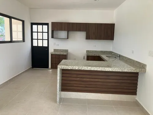 Venta De Casa En Residencial En Mérida | Cholul | Entrega Inmediata