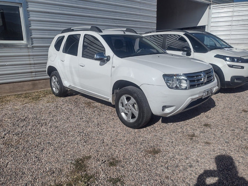 Imagen 3 de 6 de Renault Duster 2.0 4x2 Luxe Nav 138cv 2013