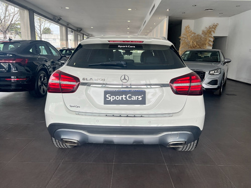 Mercedes-Benz Clase GLA 1.6 Gla200 Urban 156cv