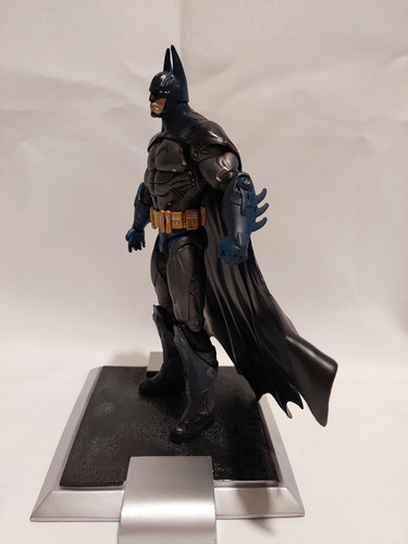 Batman (armored) - Arkham Asylum - Dc Comic - 18cm - 3 (Usado)