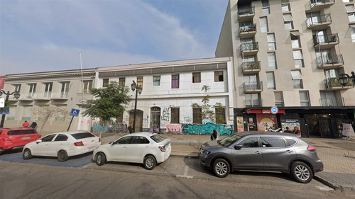 Edificio Con Anteproyecto Ejército / Metro Los Héroes