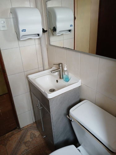 Casa + Posible Local Comercial 3d, 1b, Acceso 2 Autos