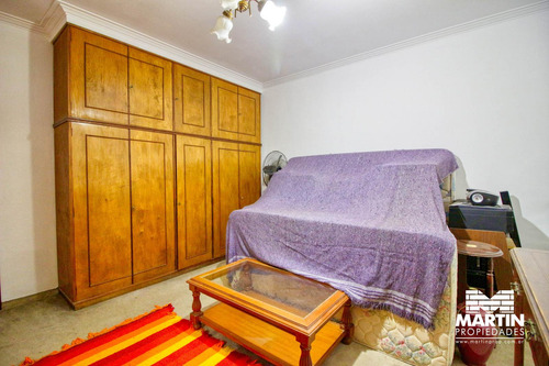 Casa En Venta 5 Amb Con Patio En Victoria