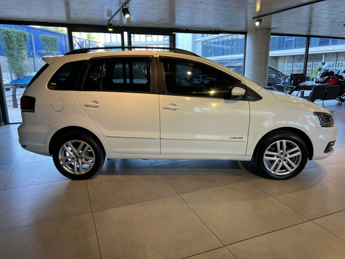 Volkswagen Suran 1.6 Highline Msi 110cv